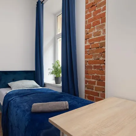 Centrum3 Pomorska 22 Lägenhet *