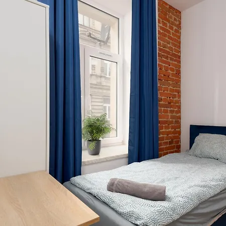 Centrum3 Pomorska 22 Lägenhet